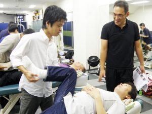 股関節の動作テスト